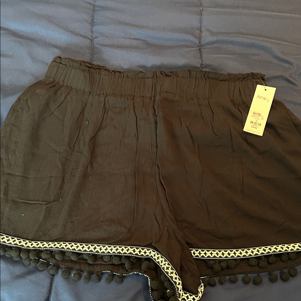 Francesca's Collections Black High Waist Shorts with Pom-Pom Trim